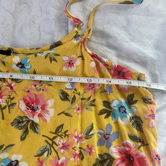 Floral top - Picture 4 of 5